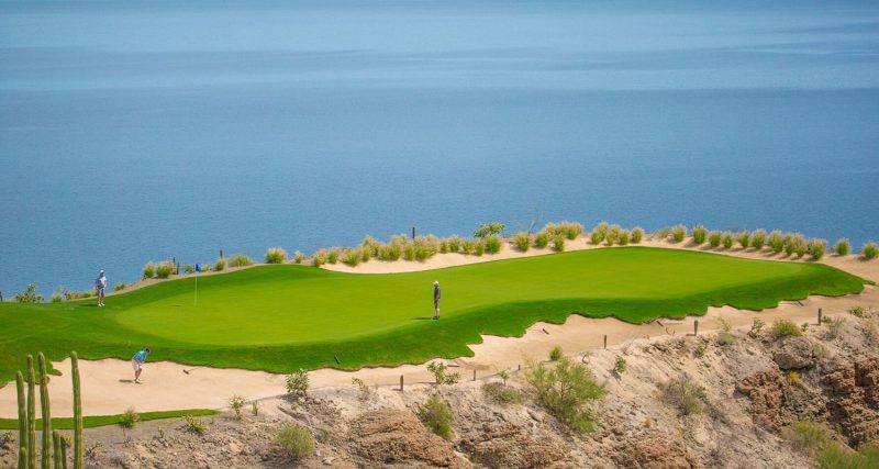 Playing golf in Loreto Mexico