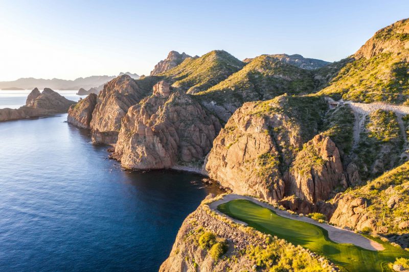 winter golf courses in mexico tpc danzante bay