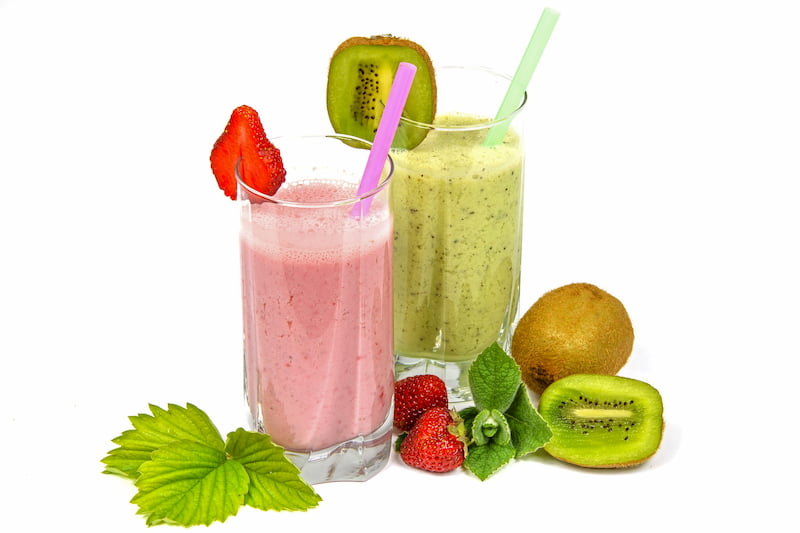 Best Foods to Fuel Your Round Smoothies