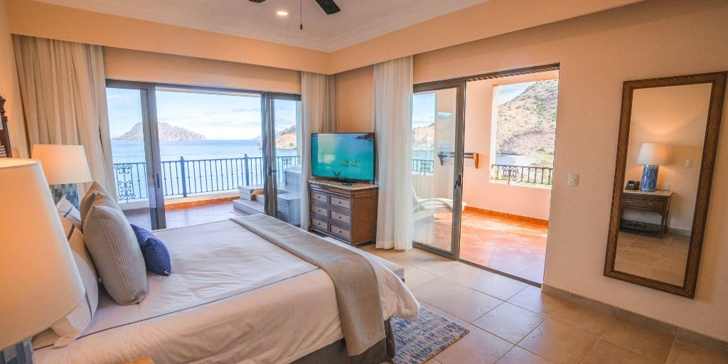 A Hole-in-One Experience: Luxury Accommodations at Villa del Palmar Loreto
