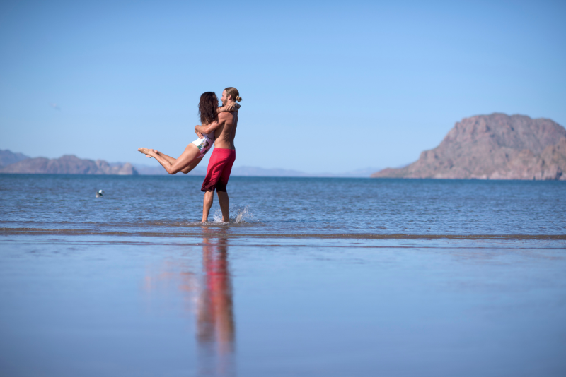 couple in honeymoon in loreto, baja california sur, mexico at Vila del Palmar Loreto