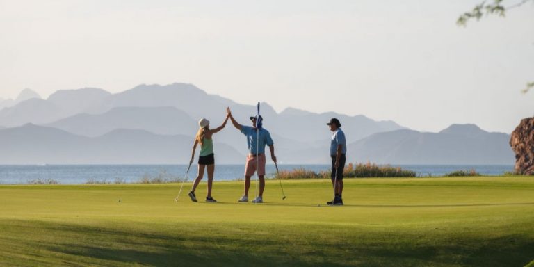 A Golf Etiquette Primer: Do’s and Don’ts