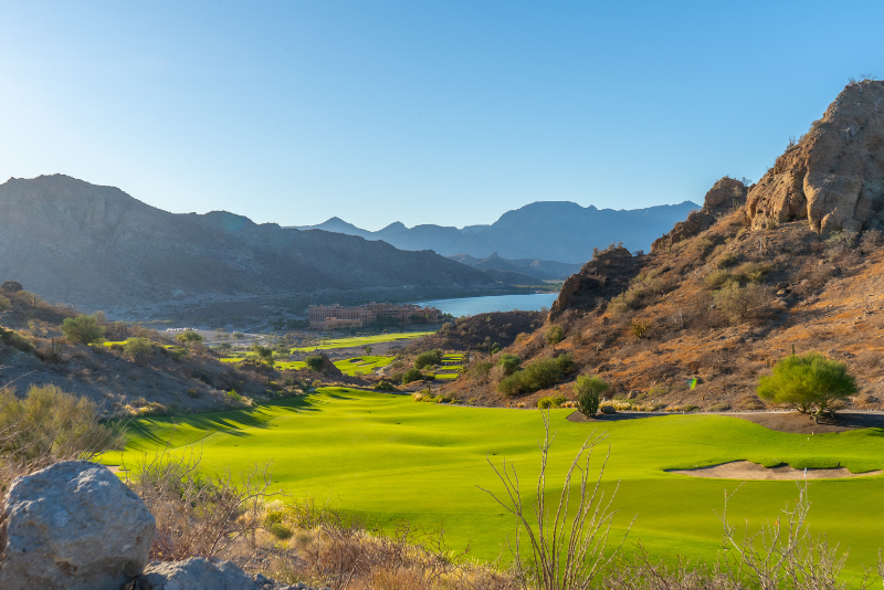 Why Shoulder Season Is the Smart Golfer’s Secret at TPC Danzante Bay